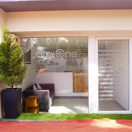 Dayone Suites Bangalore Extérieur photo